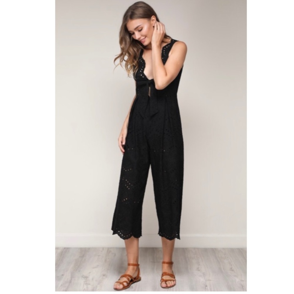 May May’s Eyelet Jumpsuit - Picture 3 of 6